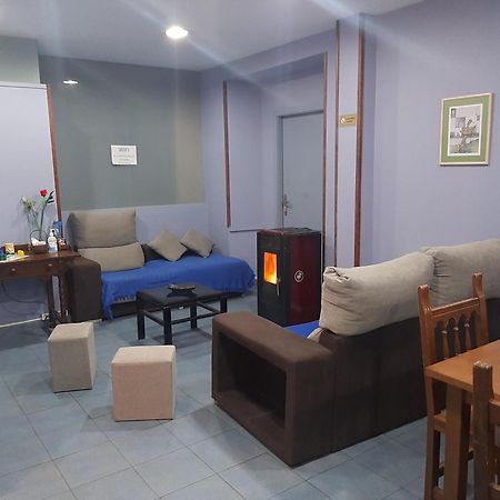 Albergue Berce Do Camino Triacastela Ngoại thất bức ảnh